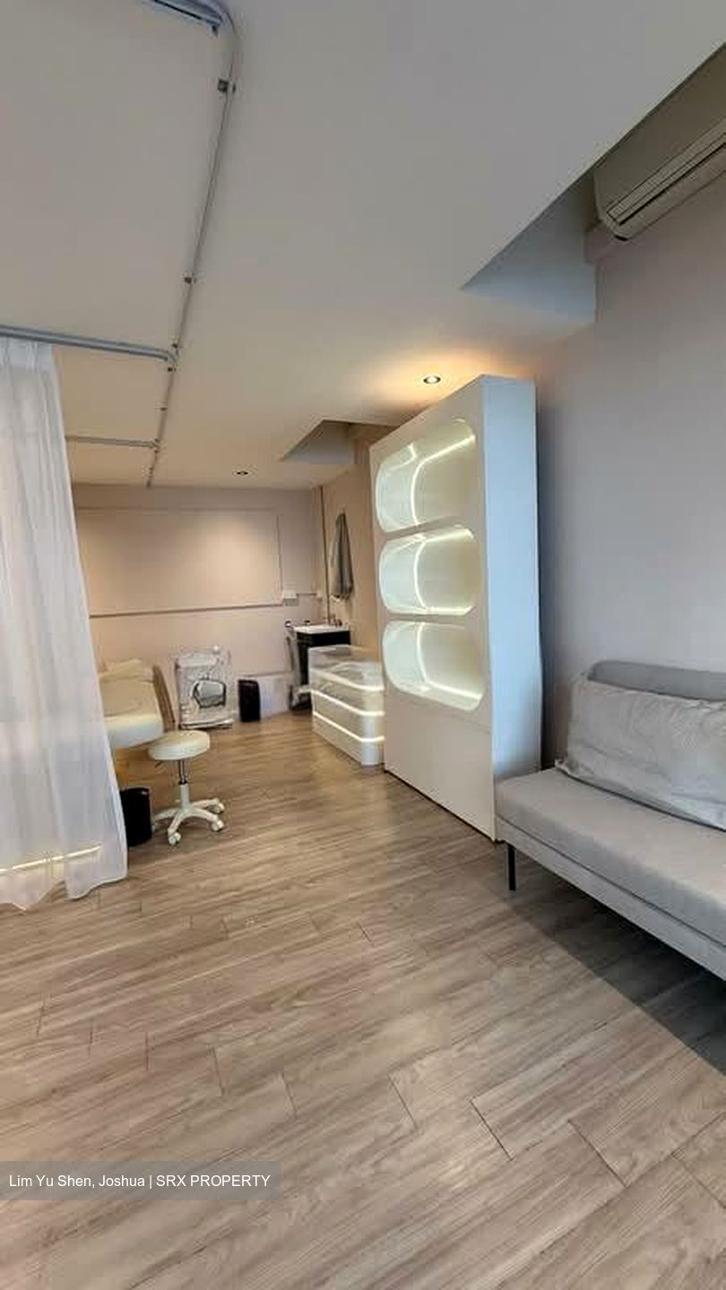 Tanjong Pagar Plaza (D2), Retail #565776831